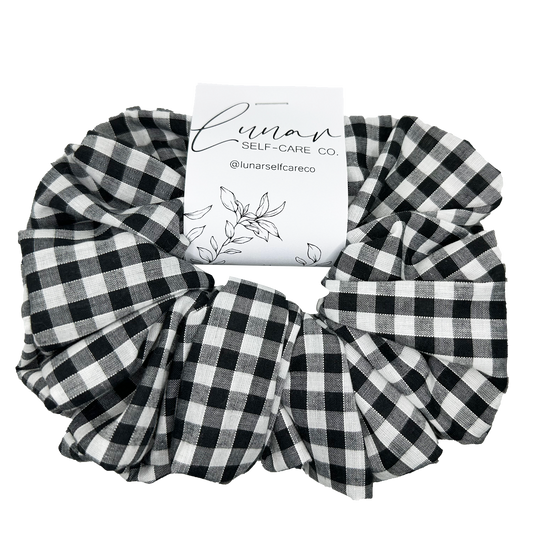 BLACK GINGHAM SCRUNCHIE